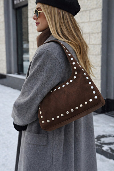 mèche atelier since 2024 Studded Women's Suede Handbag Bitter Brown