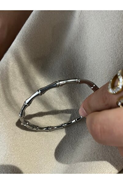 Mia Paslanmaz çelik iskelet görünümlü gümüş kelepçe