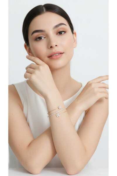 Mimoza Accessories Zirkon Taş ve Yonca Figürlü Tel C Kelepçe Bileklik