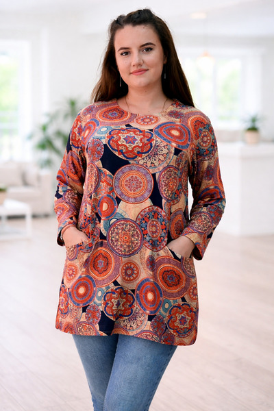 Volupta Women's tunic-type blouse with pockets
