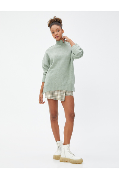 Koton تونيك بأكمام طويلة ورقبة عالية مضلعة