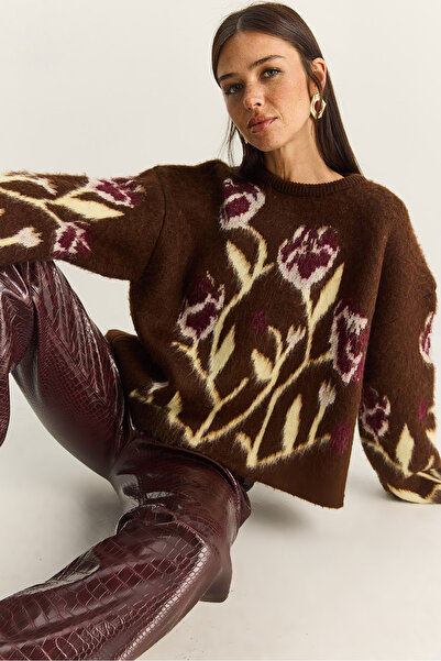 Bianco Lucci Women's Crew Neck Floral Patterned Raised Oversize Knitwear Swea...