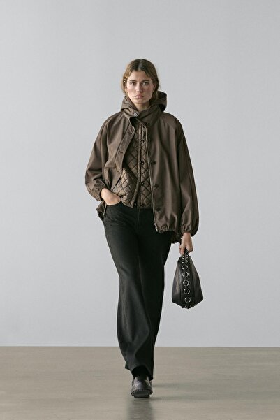 Massimo Dutti Kabarık detaylı parka