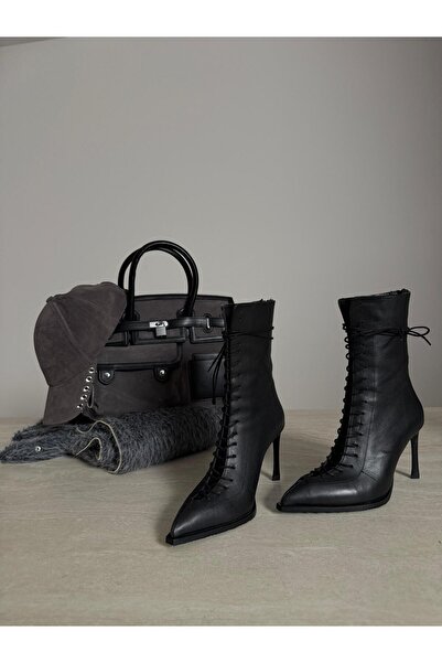 Naz Genç Ayakkabı SHARPY GERÇEK DERİ TOPUKLU BOT SİYAH