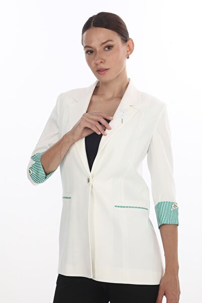 WHİTE DİAMOND Kadın Beyaz 3/4 Detaylı Kol ve Broş Detaylı Blazer Ceket