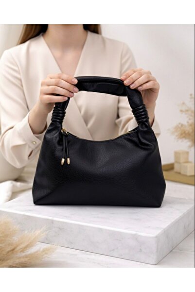 ÇANTA حقيبة يد وكتف سوداء من نوع لونا هوبو مصنوعة من قماش البيبل المخملي