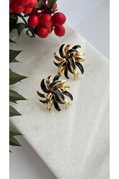 mibrillo Gold and black detailed earrings