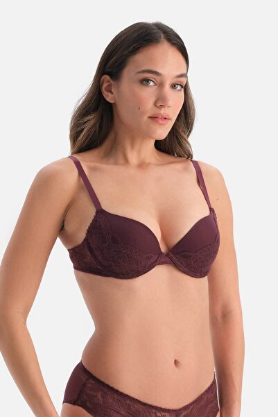 Dagi Burgundy Lace Detailed Bra