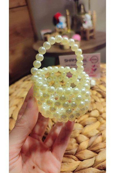 shamatolyesi Fashionable Mini Basket Handmade from Pearl-Like Beads