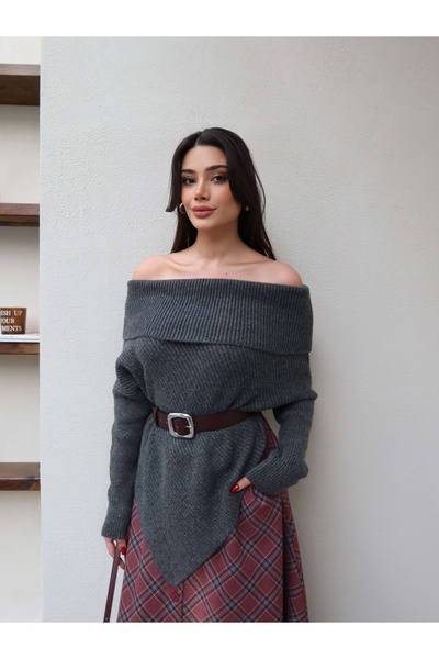 ESRAHELVACI Open Shoulder Asymmetrical Sweater