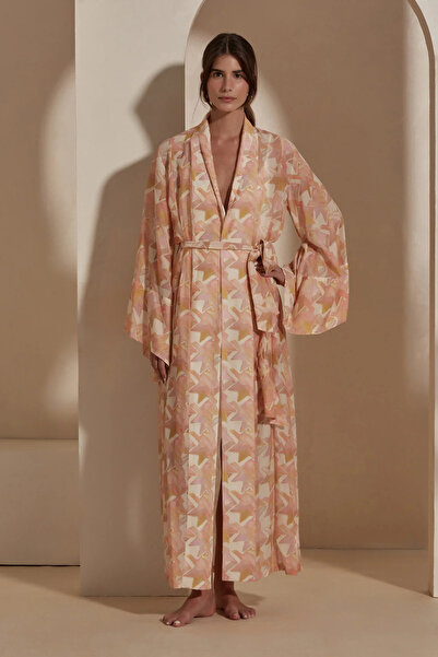 Dahlia Bianca Toria Kimono