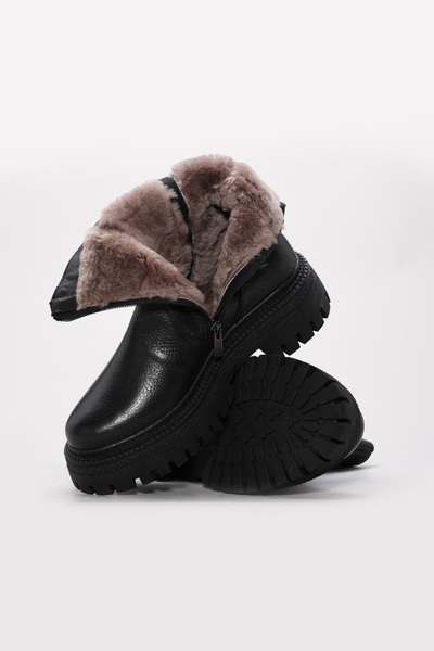 TUGERDİ Siyah Floter İçi Kürklü Hakiki Deri Kauçuk Taban Fermuarlı Klasik Kad...