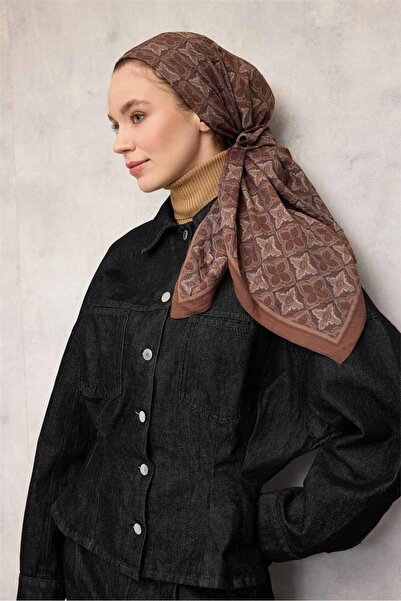 Silk Home Eșarfă din viscoză Velora cu model trifoi cacao, cu postură dreaptă...