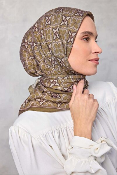 Silk Home وشاح فيسكوز فيلور للفصول الأربعة بلون البرقوق البني 90×90