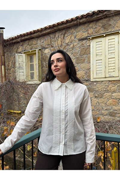 Tavie İşleme detay ve önü piliseli gömlek-S - Beyaz