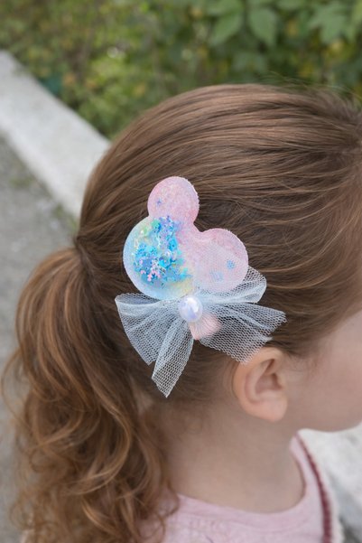 LİA CLİPS CO Girl's Hair Clip Set – Hair Accessories with Glitter Figures, Tulle, and Elastic Hair Clips