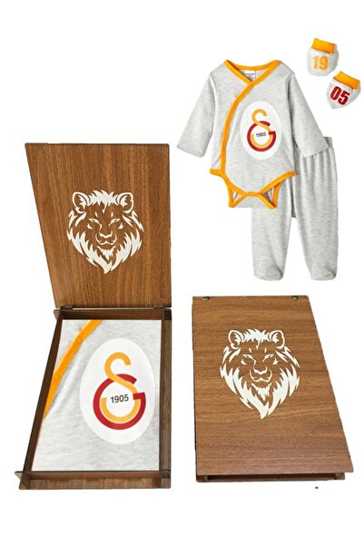 Galatasaray Original Logo Hospital Discharge Set with Wooden Box Gift