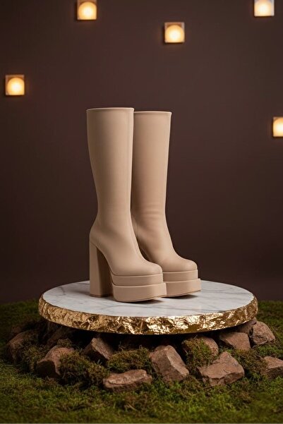 Tarz Topuklar حذاء نسائي ذو كعب سميك ونعل مزدوج من Ten Skin