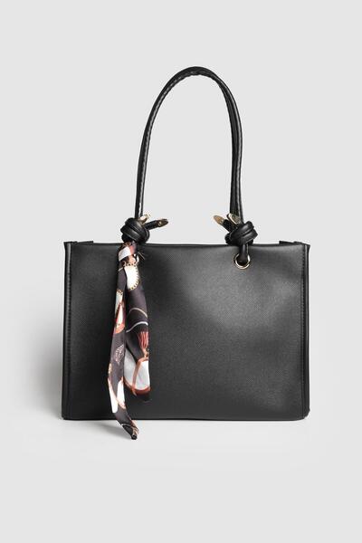 Madame حقيبة كتف نسائية كبيرة الحجم ذات حزام ممتد، حقيبة يد سوداء مع تفاصيل إ...