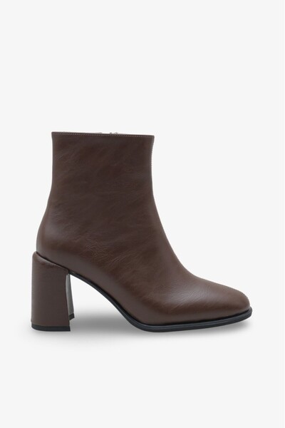 İNNABUTİKK حذاء زانيرا نسائي بكعب ومقدمة مستديرة - بني