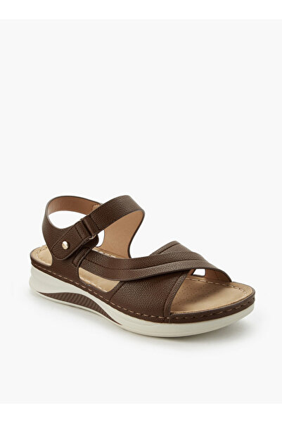 Flora Bella by Shoexpress Women Hook & Loop Cross Strap Sandals