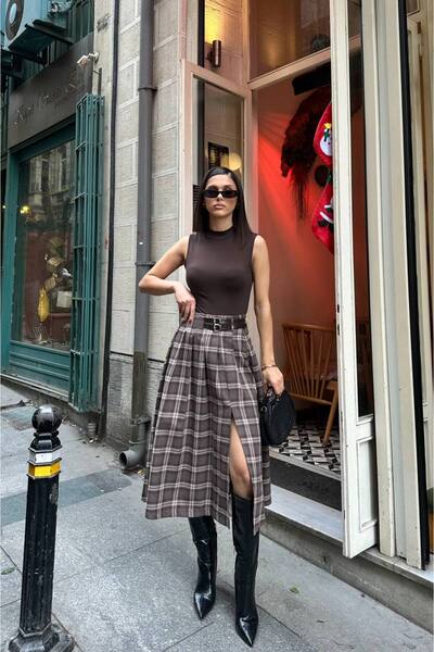 D'RECCY Women's Self-Fastening Belted Slit Plaid Skirt