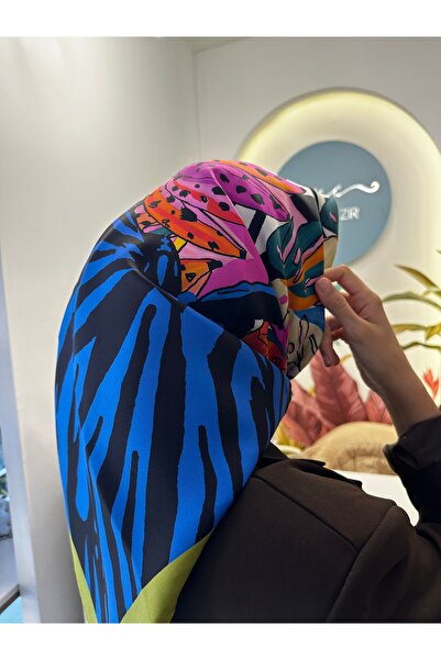 EGGO COUTURE وشاح حرير تيفيل
