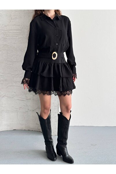 VESS MODA Lace-Detail Gold Buckle Dress