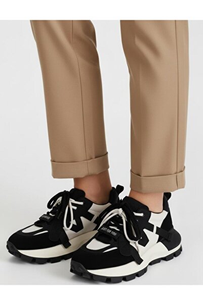 LABRONA Women's Detailed Lace-Up High-Sole Walking Shoes Sneaker