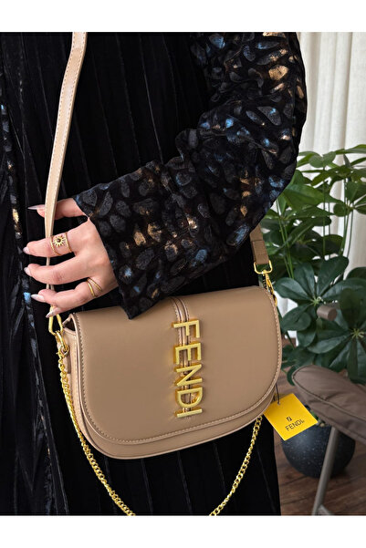 DDF Elegant, high-quality women's shoulder bag with all accessories