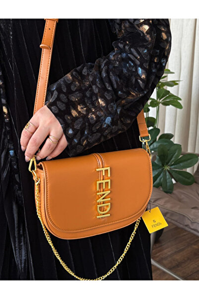 DDF Elegant, high-quality women's shoulder bag with all accessories