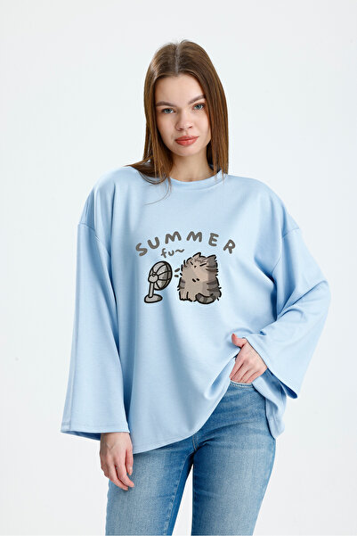 VOICTEC Oversized Modal Fabric Cat Printed Sweatshirt