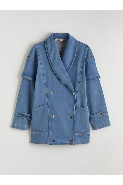 LC Waikiki جاكيت جينز نسائي من إندجو كي بأزرار على الجهتين بياقة