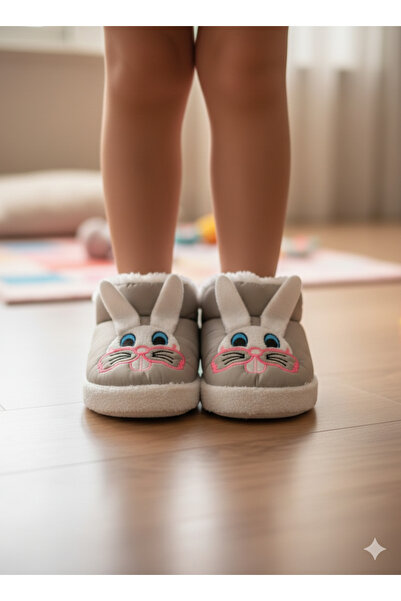 Doktor kız çocuk kamel tavşan panduf