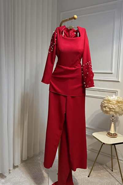 Shelook Soft embroidered jumpsuit dress