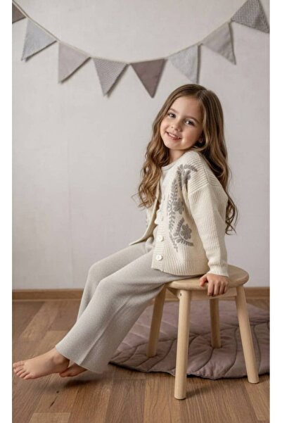 Elidabutik Set cu broderie naturală Nart