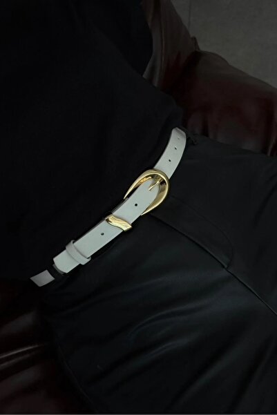 stravis White Belt with Gold Oval Buckle