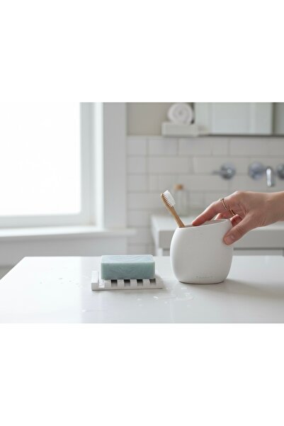 ThreeT Beyaz beton banyo set dış fircalik sabunluk