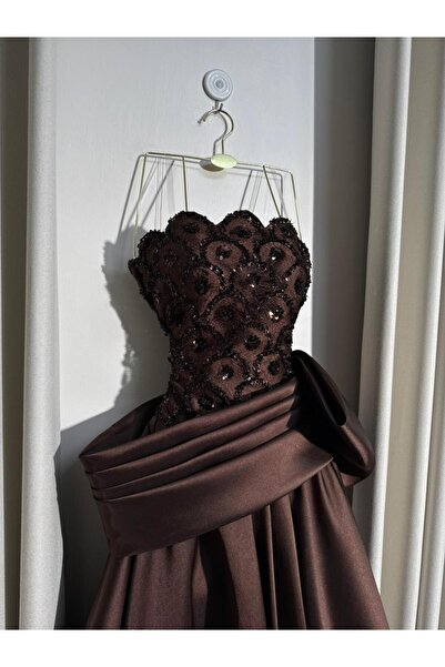 Dkan Brown satin dress with elegant sequins