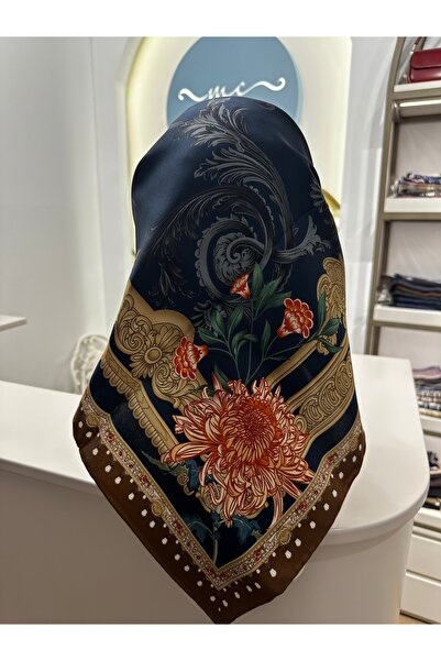 EGGO COUTURE وشاح حرير تيفيل