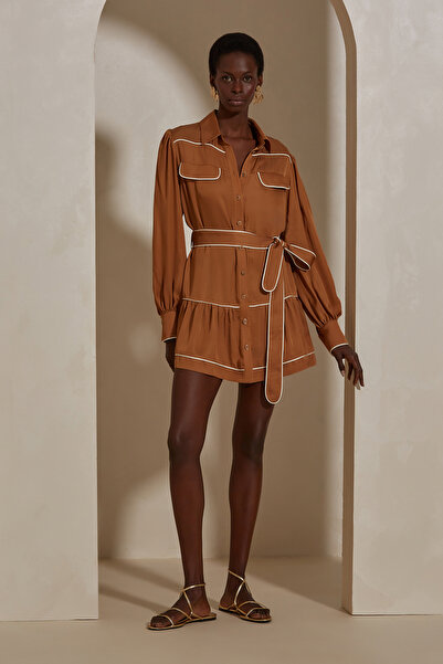 Dahlia Bianca Samantha Elbise