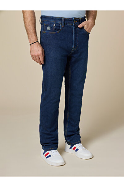 Mannerism The Navigator Comfort Fit Denim Jeans