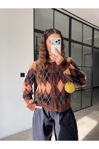 BB Bensu Buyruk Baklava Patterned Soft Textured Cardigan