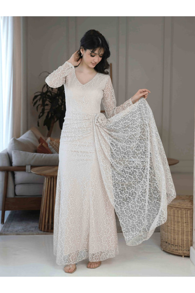 Nice Model Elegant Off-White Long Sleeve Lace Evening Dress with Floral Detai...