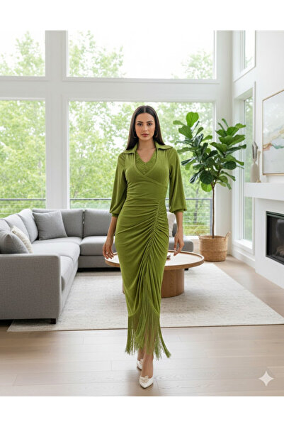FULLJOY An elegant dress with a modern design, made from soft fabric with del...
