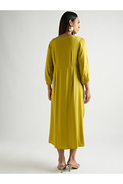 Styli Women Green Modal Satin Twist Detail Midi Dress