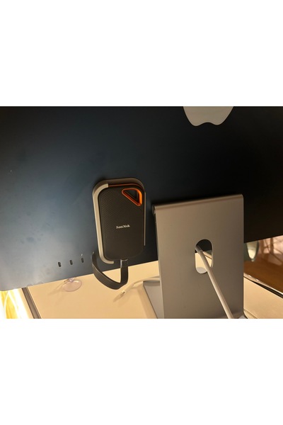 Muhacir SanDisk Extreme Portable SSD Tutucu – Laptop Aparatı