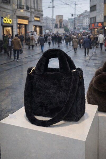 stravis Plush Black Hand and Shoulder Bag 28X23X11 cm