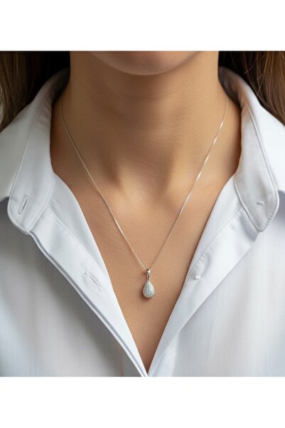 XP XUPİNG قلادة من الفولاذ الفاخر بلون فضي مرصعة بأحجار الزركون من شوبينغ