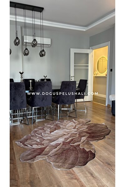 Doğuş Peluş Halı Doğuş Asimetrik Kesim Bej Gül Dijital Baskılı Halı